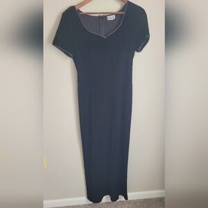 Robbie Bee Vintage 12/14 Black Velvet Dress Sweetheart Neck Slit Goth Romantic